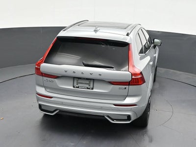 2024 Volvo XC60 B5 Ultimate Dark Theme