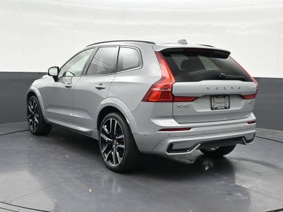 2024 Volvo XC60 B5 Ultimate Dark Theme