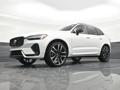 2024 Volvo XC60 B5 Ultimate Dark Theme