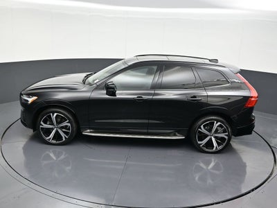 2022 Volvo XC60 R-Design