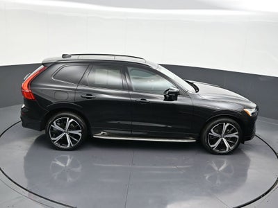 2022 Volvo XC60 R-Design