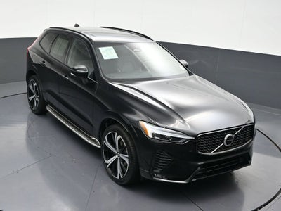 2022 Volvo XC60 R-Design