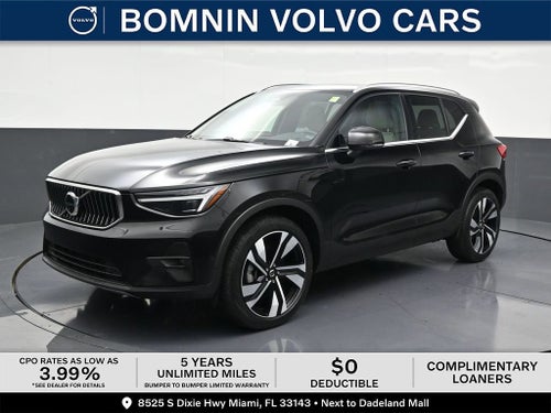 2023 Volvo XC40 Ultimate Bright Theme