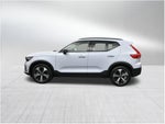 2024 Volvo XC40 Plus Dark Theme