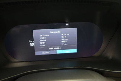 2023 Volvo XC40 Plus Bright Theme