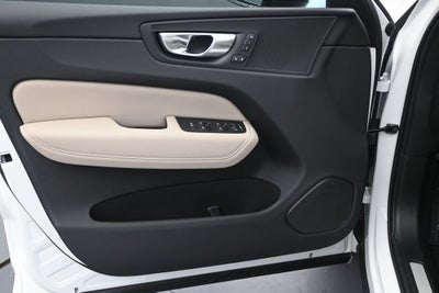 2026 Volvo XC60 Core