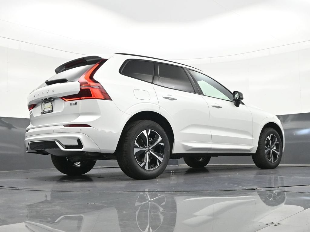 2026 Volvo XC60 Core