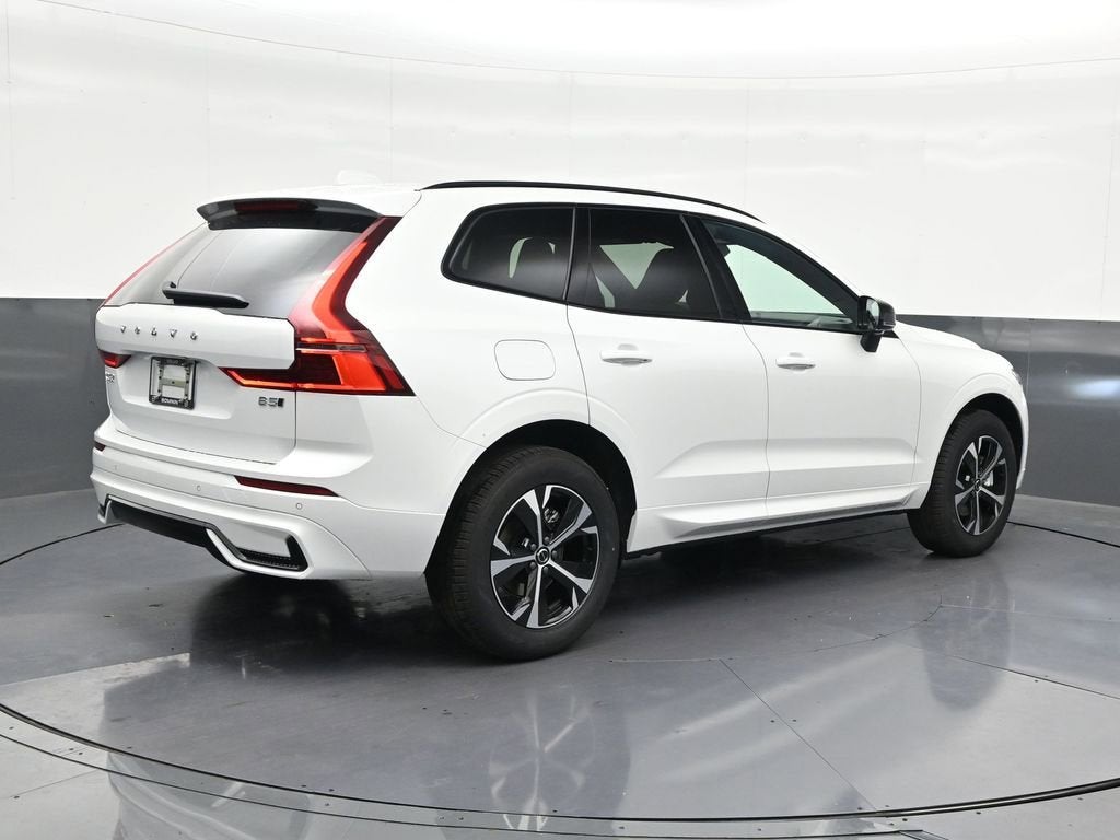 2026 Volvo XC60 Core