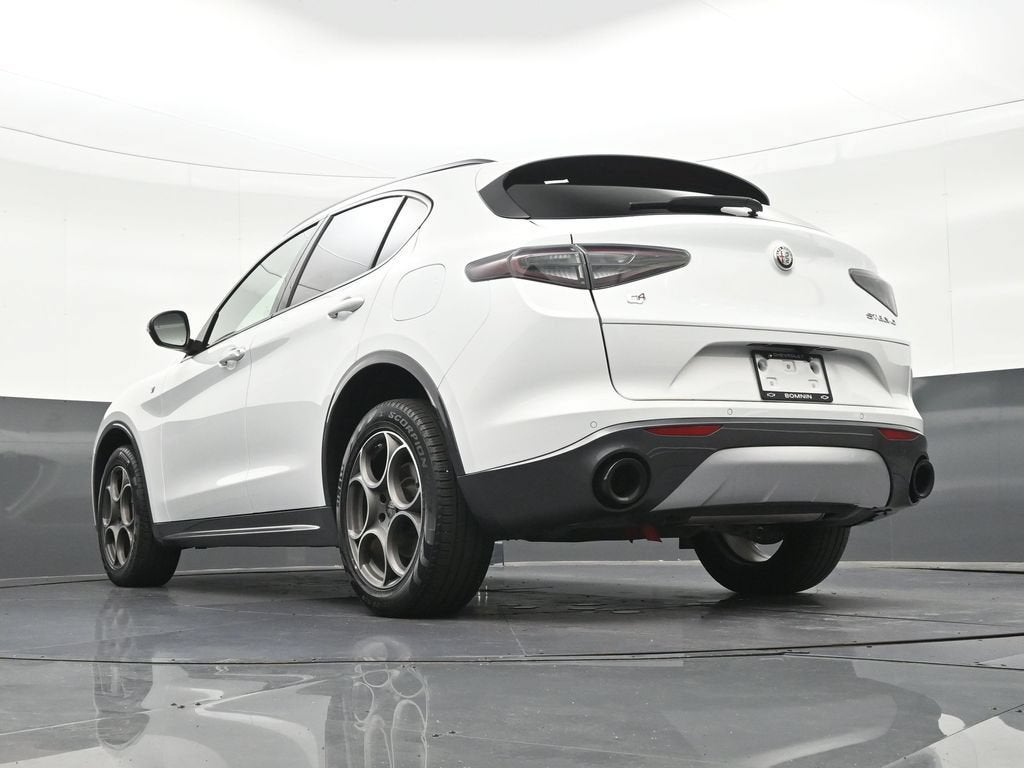 2024 Alfa Romeo Stelvio Ti AWD