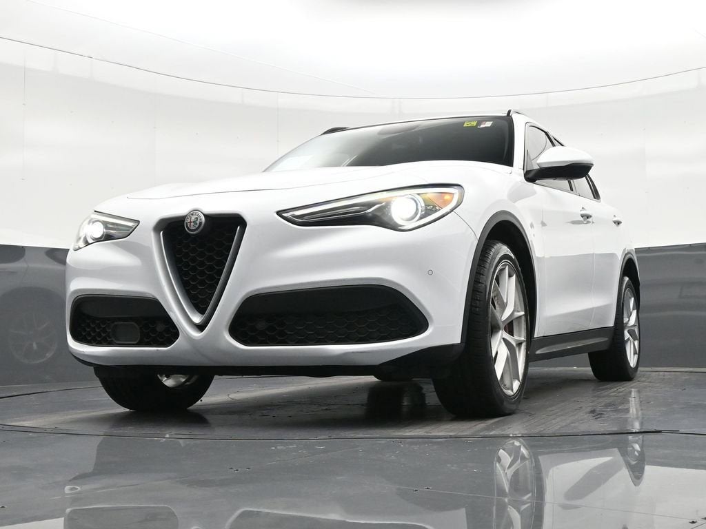2019 Alfa Romeo Stelvio Ti Sport