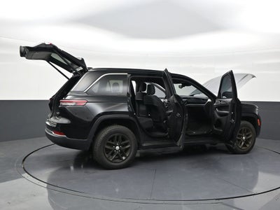 2024 Jeep Grand Cherokee Laredo X