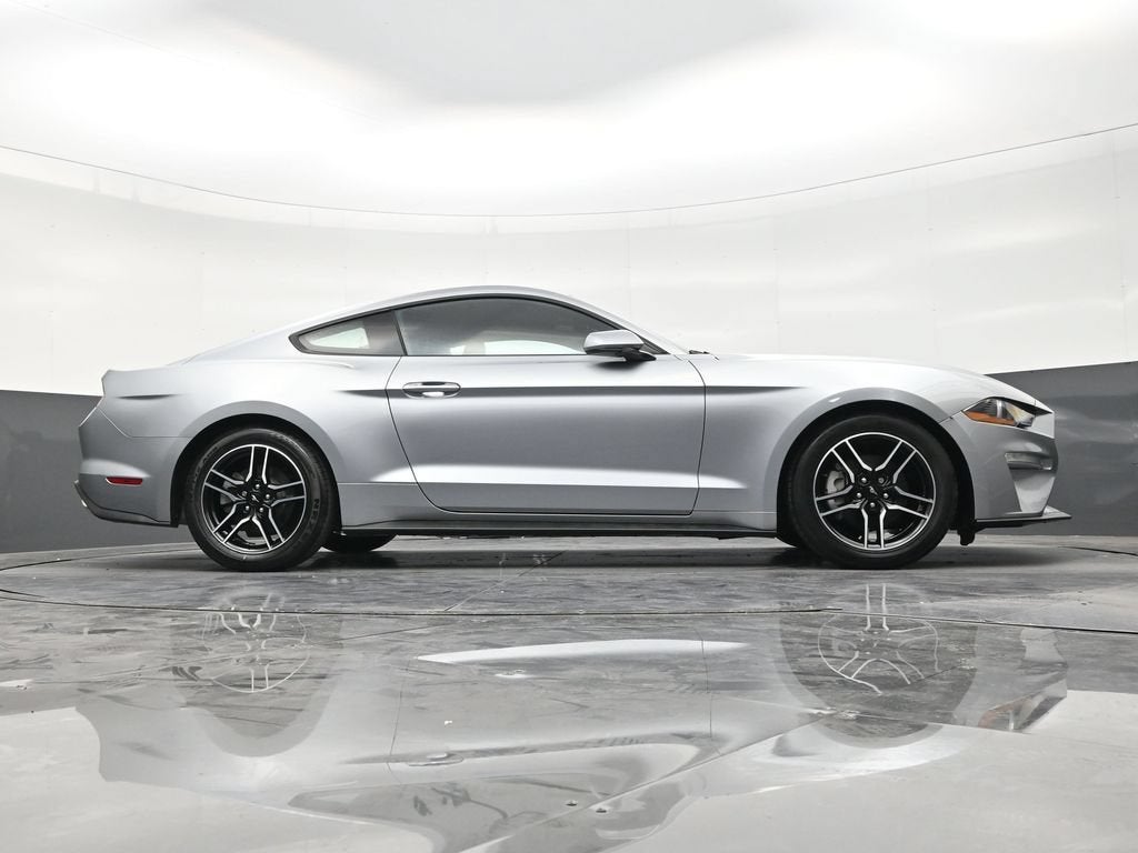 2022 Ford Mustang EcoBoost Fastback