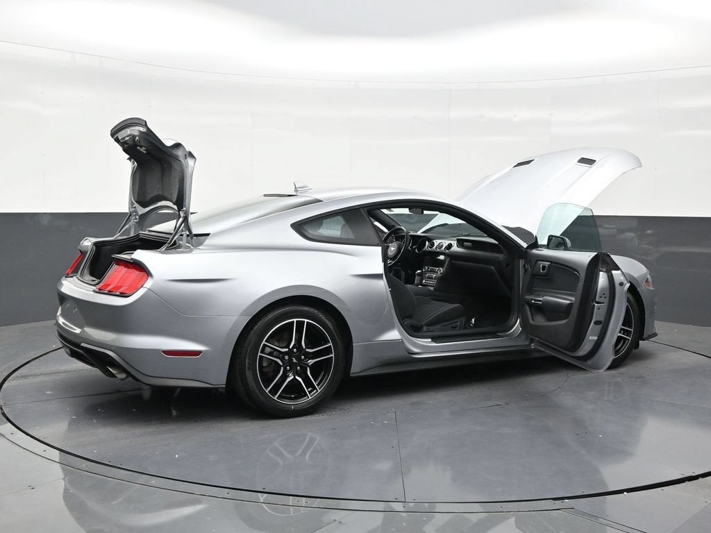 2022 Ford Mustang EcoBoost Fastback