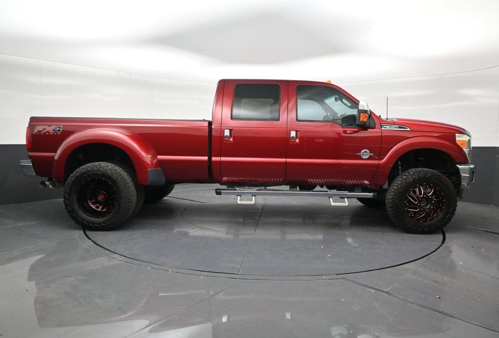 2015 Ford Super Duty F-350 DRW Lariat