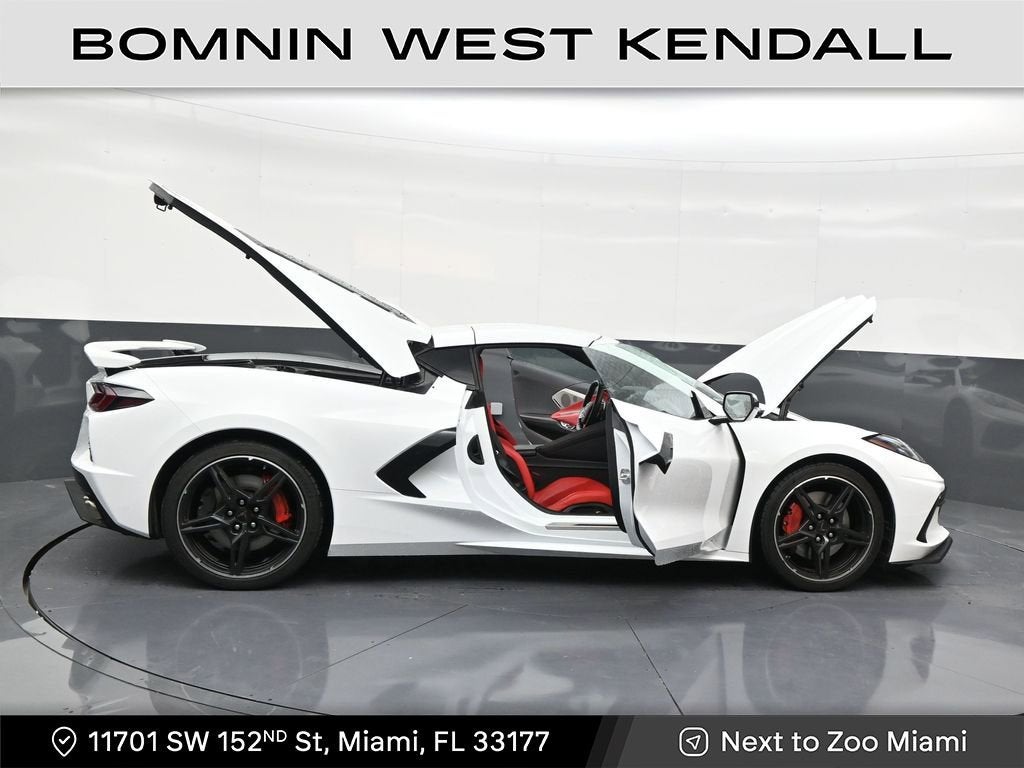 2025 Chevrolet Corvette Stingray 2LT