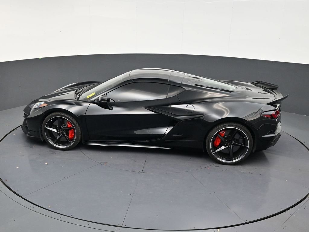 2025 Chevrolet Corvette E-Ray 1LZ