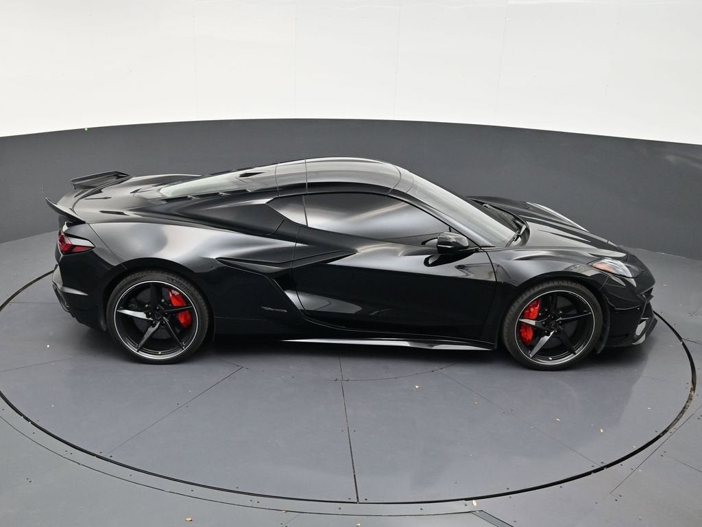 2025 Chevrolet Corvette E-Ray 1LZ