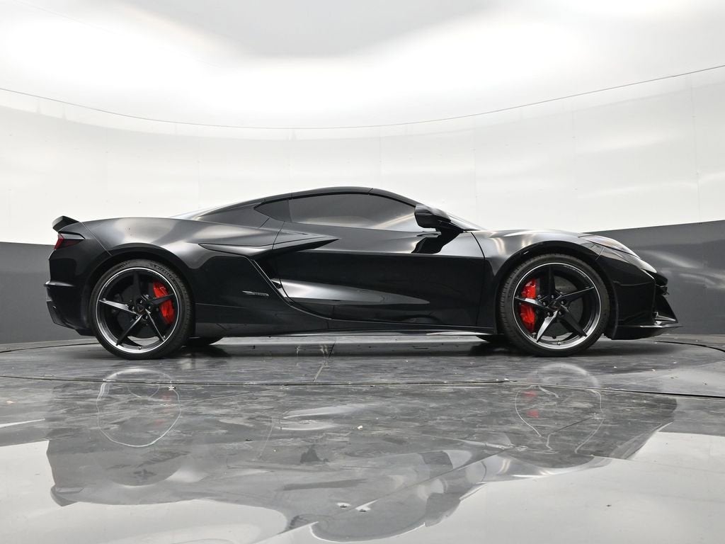 2025 Chevrolet Corvette E-Ray 1LZ