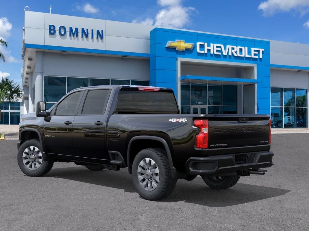 2026 Chevrolet Silverado 2500 HD Custom - Photo 4
