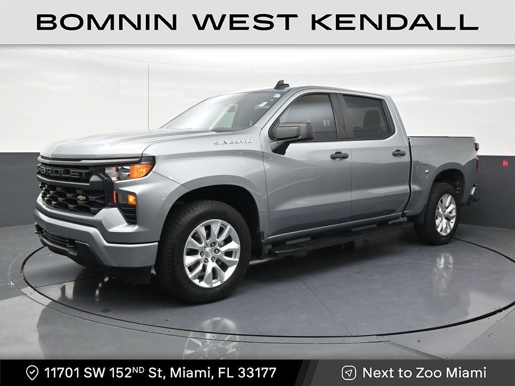 2024 Chevrolet Silverado 1500 Custom Crew Cab Short Box's photo