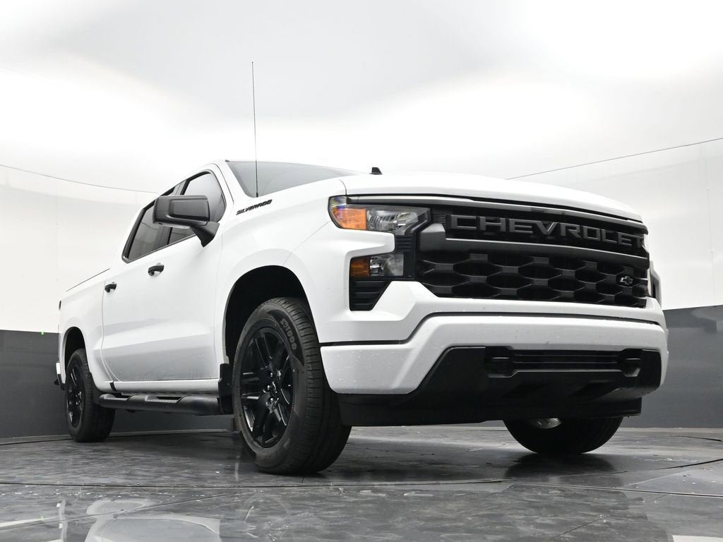 2024 Chevrolet Silverado 1500 Custom
