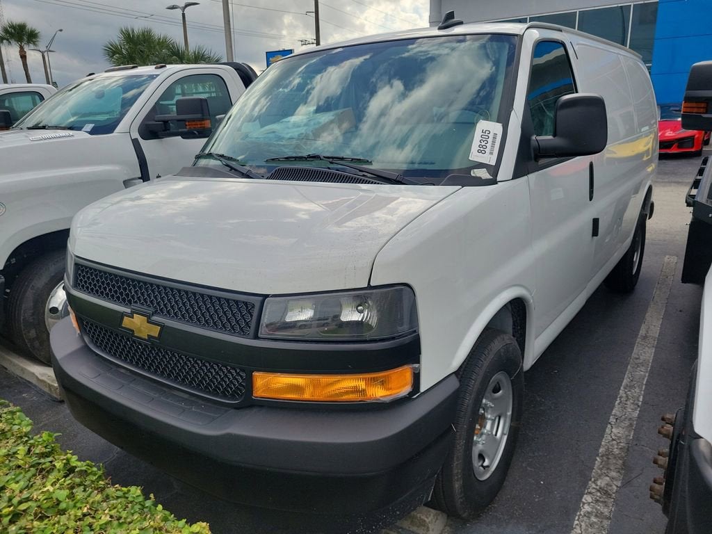 2025 Chevrolet Express Cargo 2500 WT