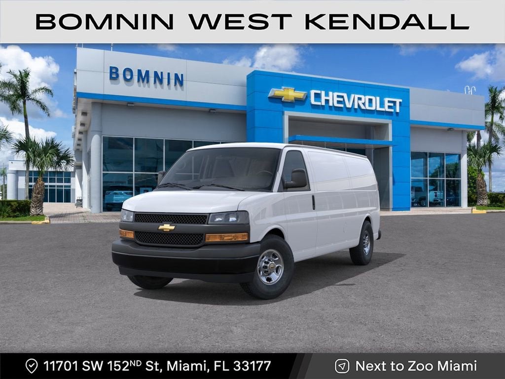 2026 Chevrolet Express 2500 Extended Work Van HD's photo