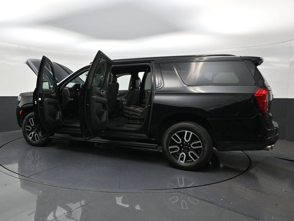 2022 GMC Yukon XL AT4