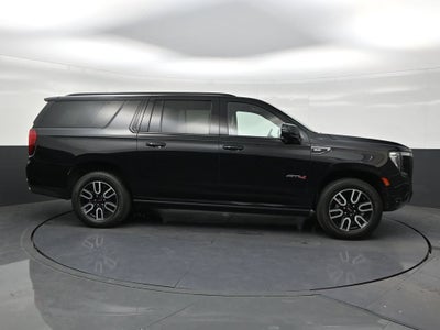 2022 GMC Yukon XL AT4