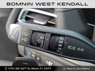 2024 Chevrolet Traverse LS