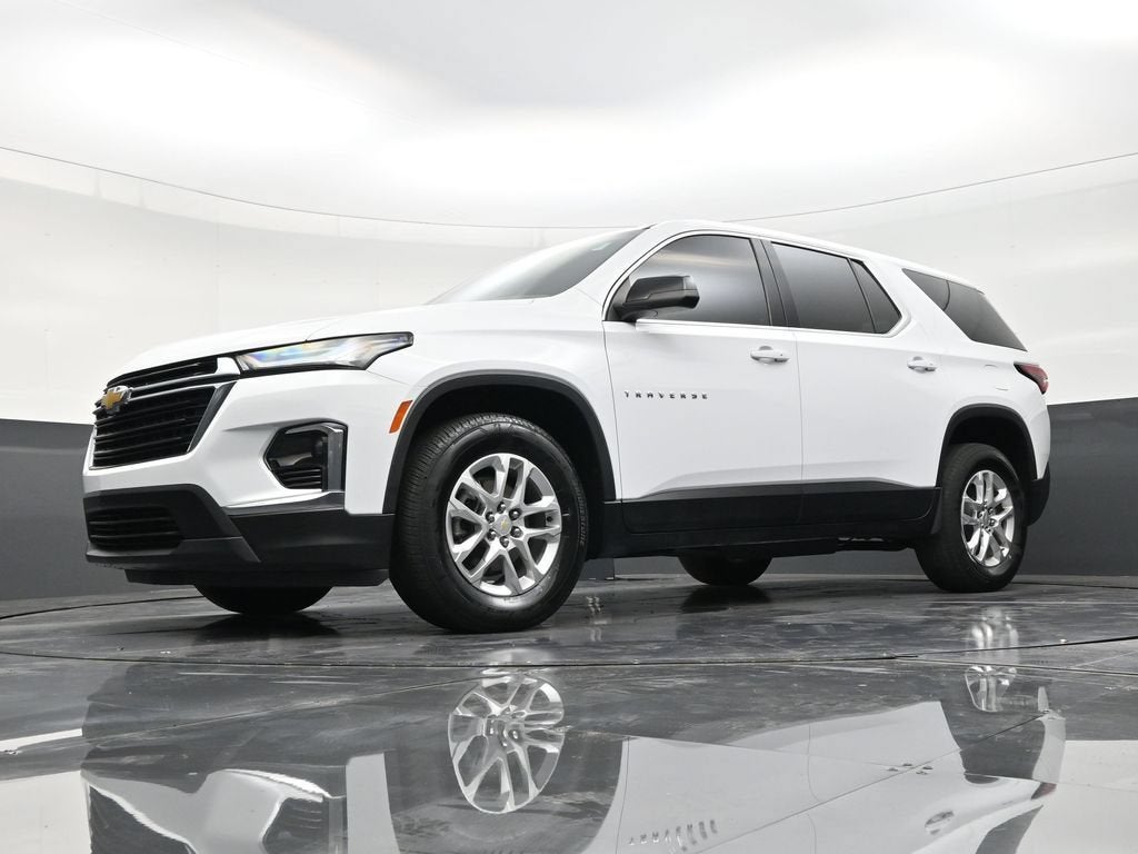 2023 Chevrolet Traverse LS