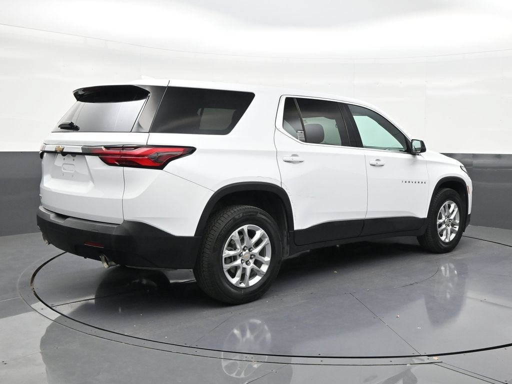 2023 Chevrolet Traverse LS
