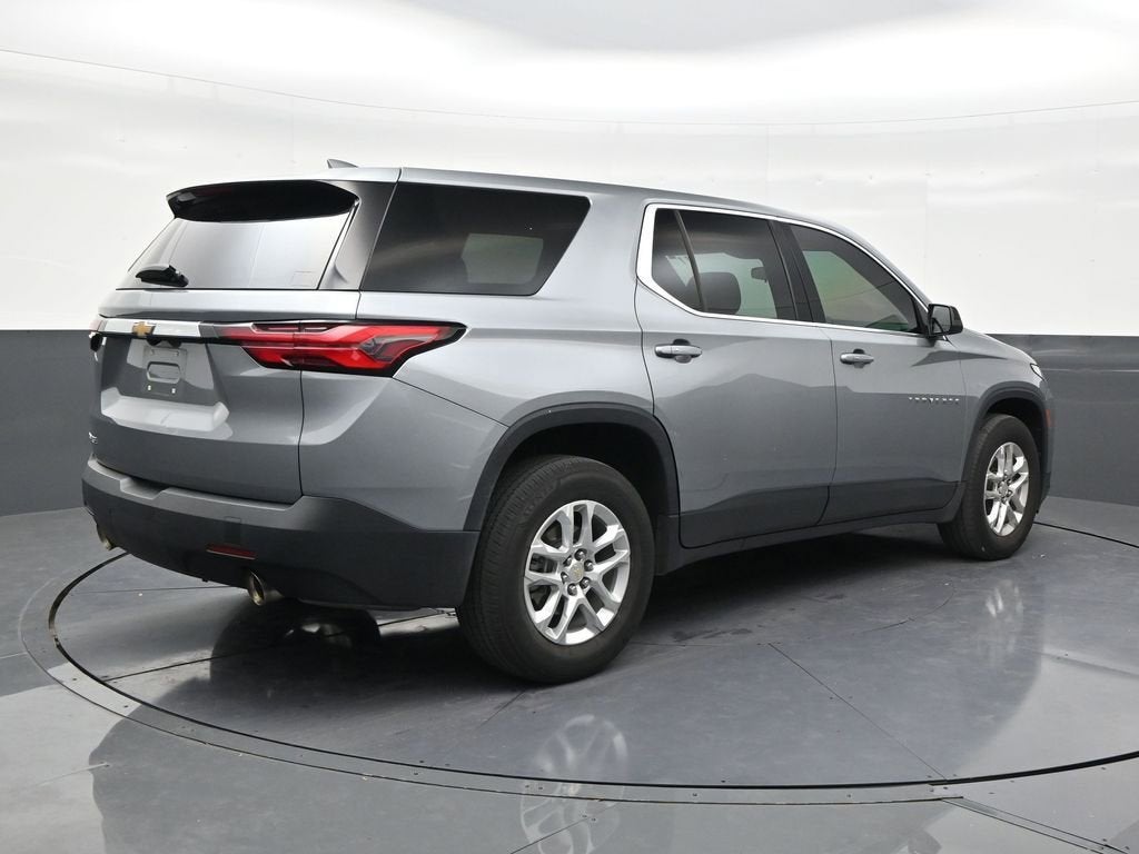 2023 Chevrolet Traverse LS