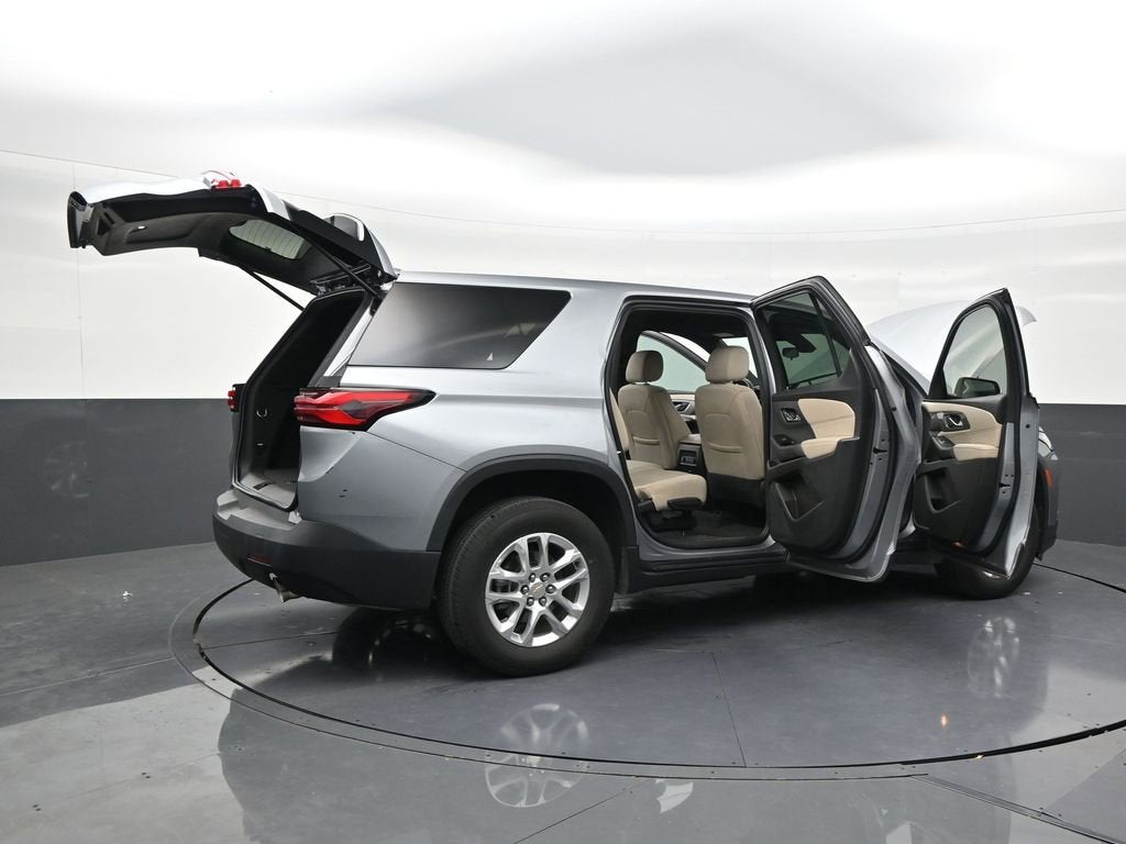 2023 Chevrolet Traverse LS