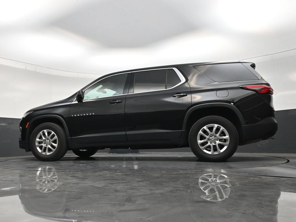 2023 Chevrolet Traverse LS