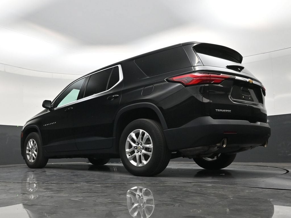 2023 Chevrolet Traverse LS