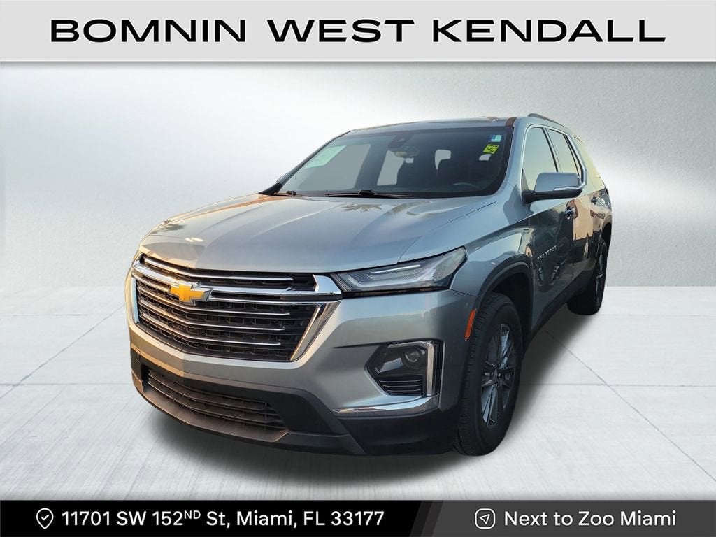 2023 Chevrolet Traverse LT Cloth
