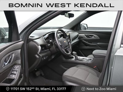 2022 Chevrolet Traverse LT Cloth