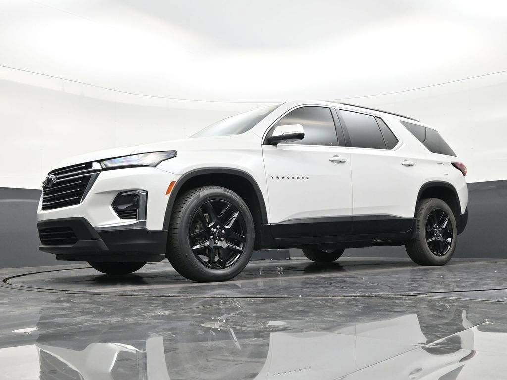 2022 Chevrolet Traverse LT Cloth