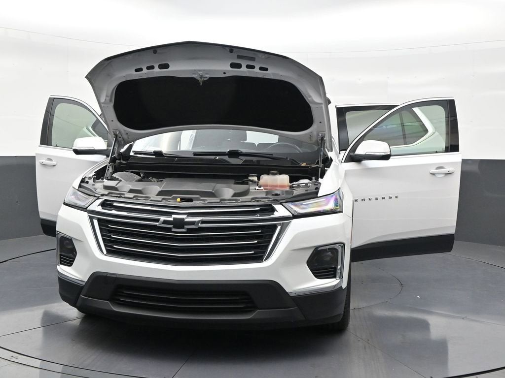 2022 Chevrolet Traverse LT Cloth