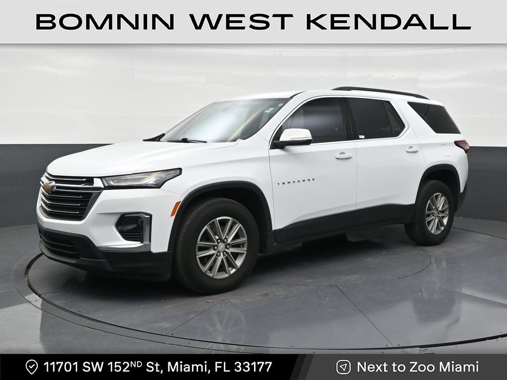2023 Chevrolet Traverse LT Cloth