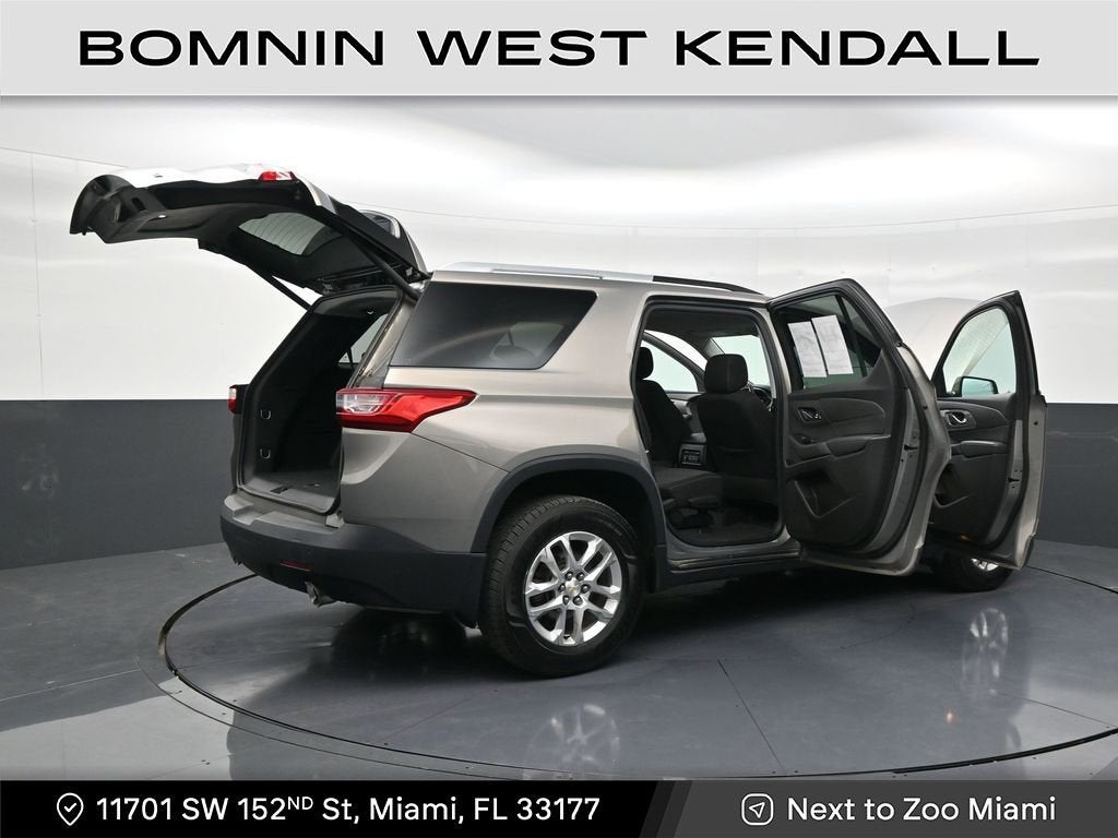 2018 Chevrolet Traverse LT Cloth