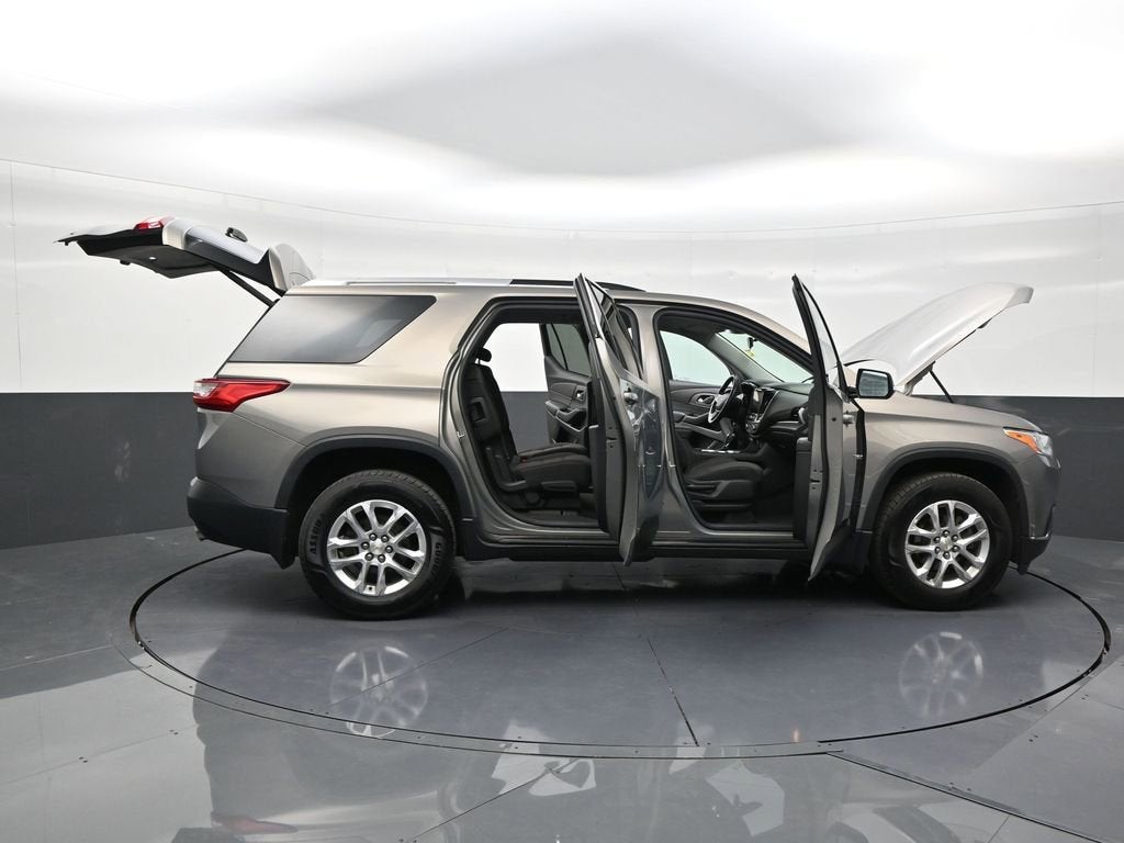 2018 Chevrolet Traverse LT Cloth