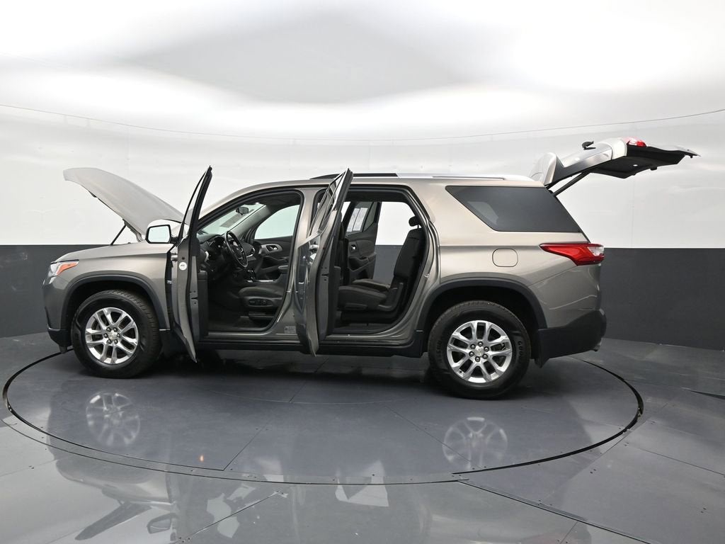 2018 Chevrolet Traverse LT Cloth