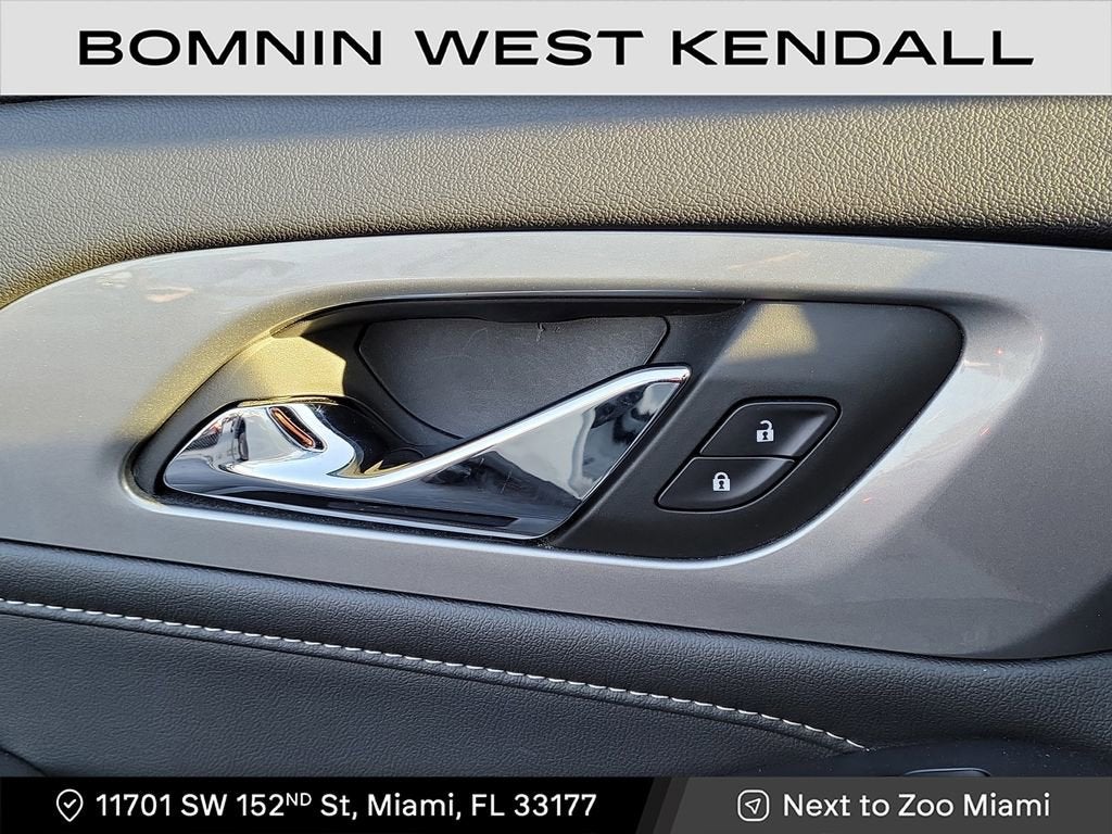 2022 Chevrolet Traverse LT Leather