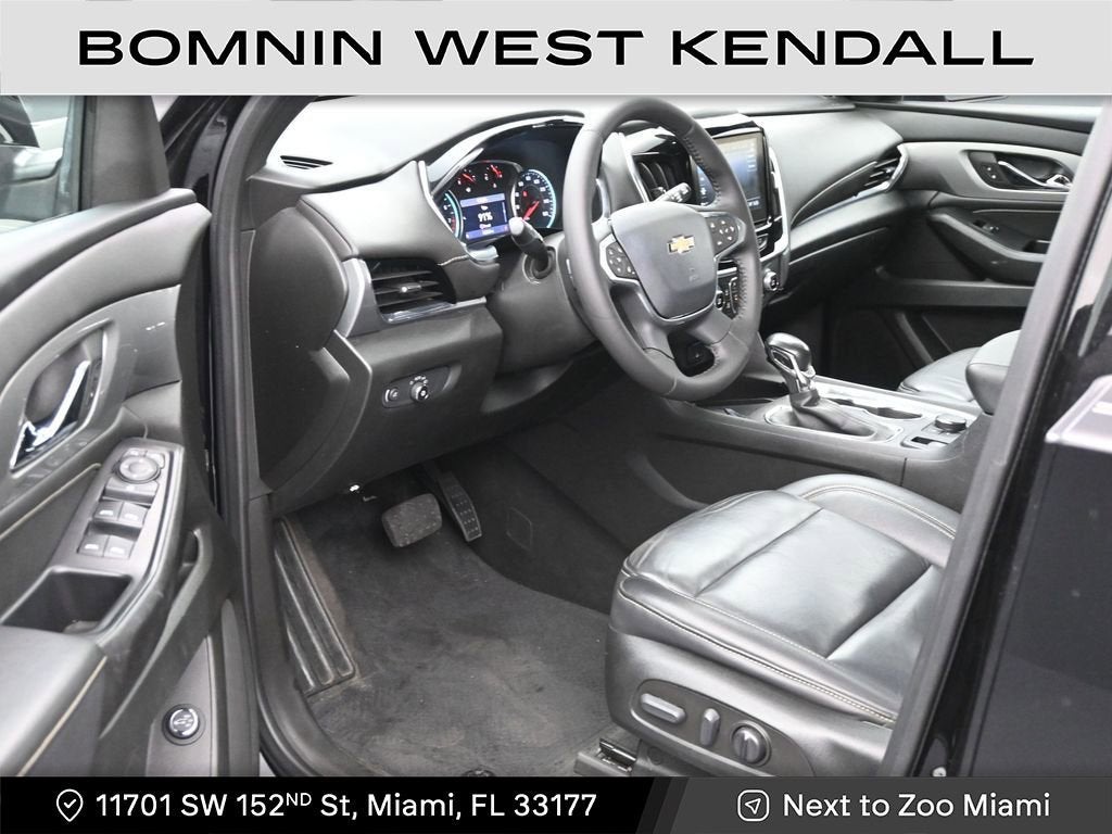 2022 Chevrolet Traverse LT Leather