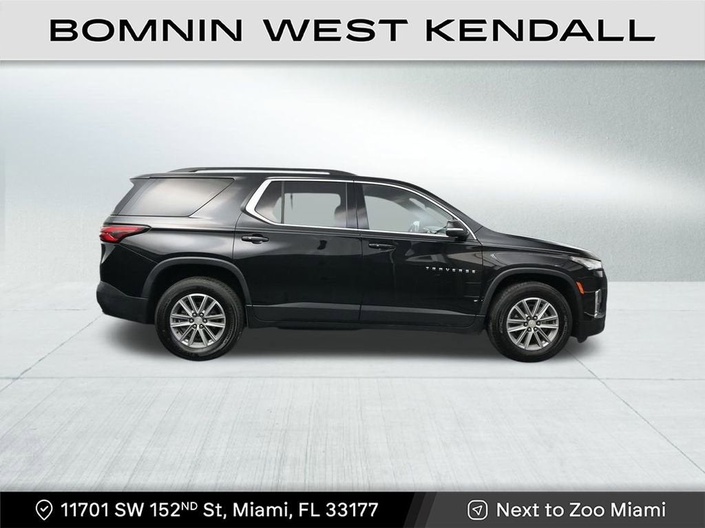 2022 Chevrolet Traverse LT Leather