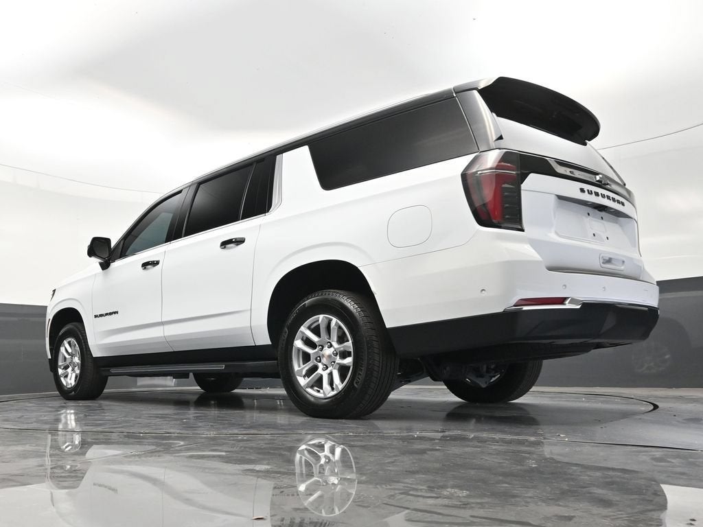2025 Chevrolet Suburban LS