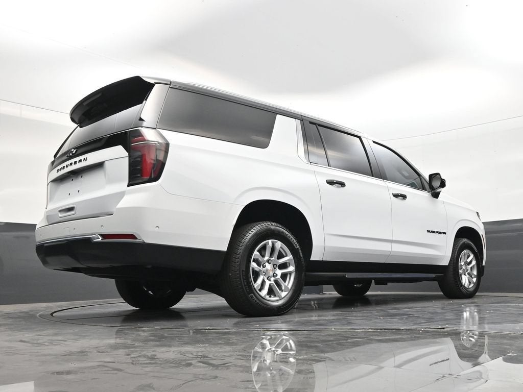 2025 Chevrolet Suburban LS