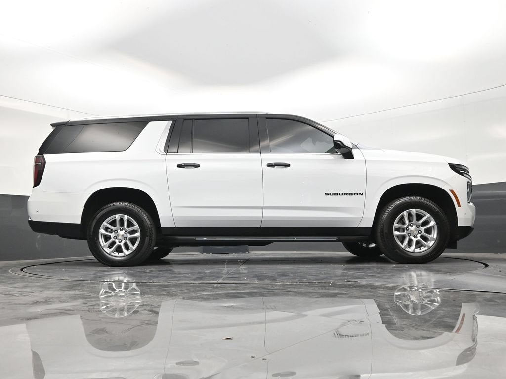 2025 Chevrolet Suburban LS